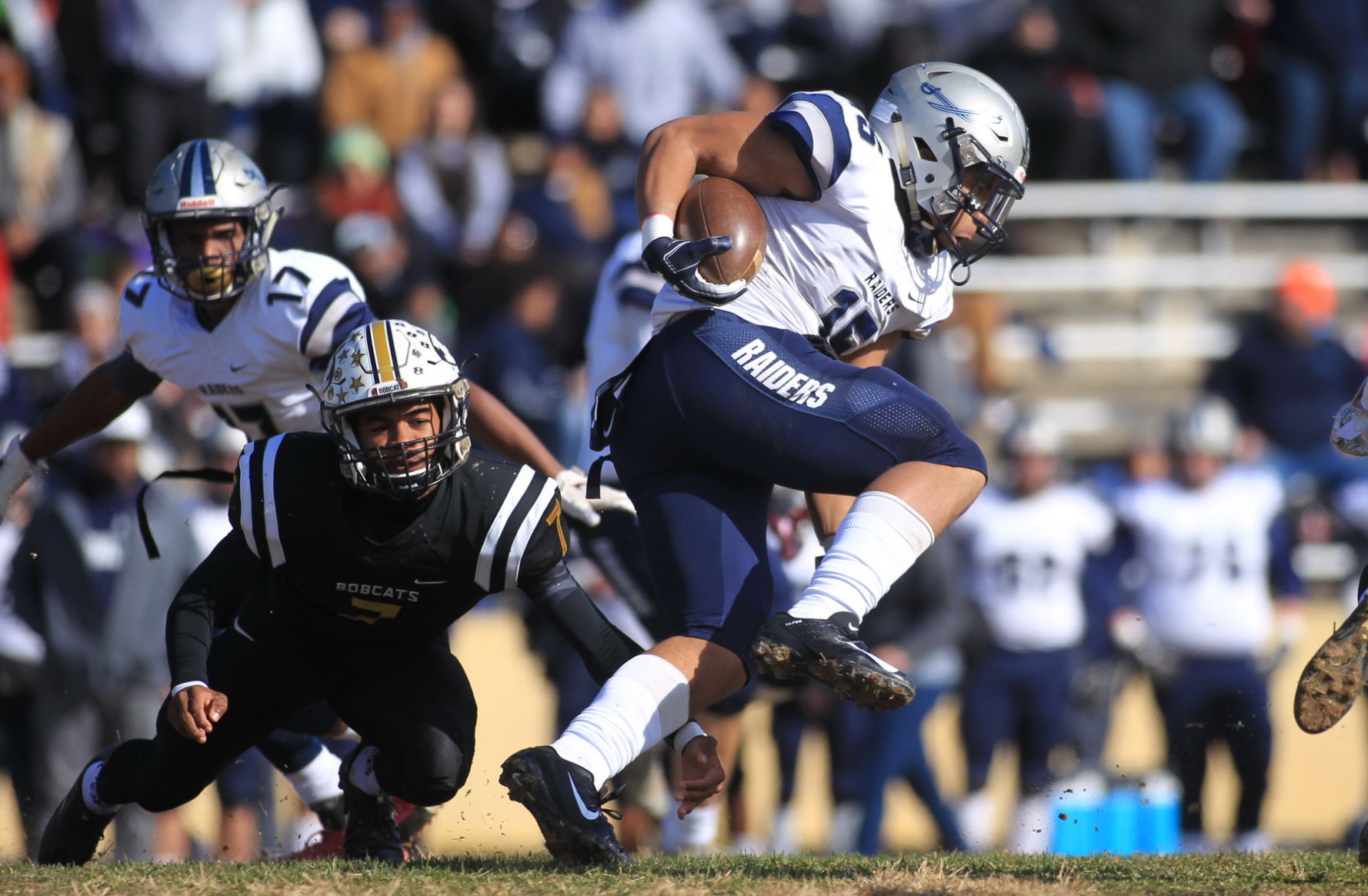 2018-11-23 JLF_181123_hsftbll_Appomattox_Radford_rt01.jpg